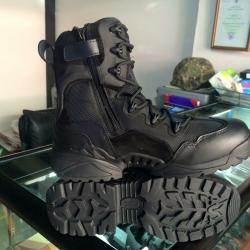 New.รองเท้า Magnum TACTICAL BOOT ข้อยาว หนังแท้ และผ้าคอดูร่า (CORDURA) ใส่สบาย ซิปข้าง ระบายอากาศดี ไม่อับ สีดำ. สีทราย ราคาพิเศษ