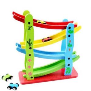 รถรางไม้หรรษา