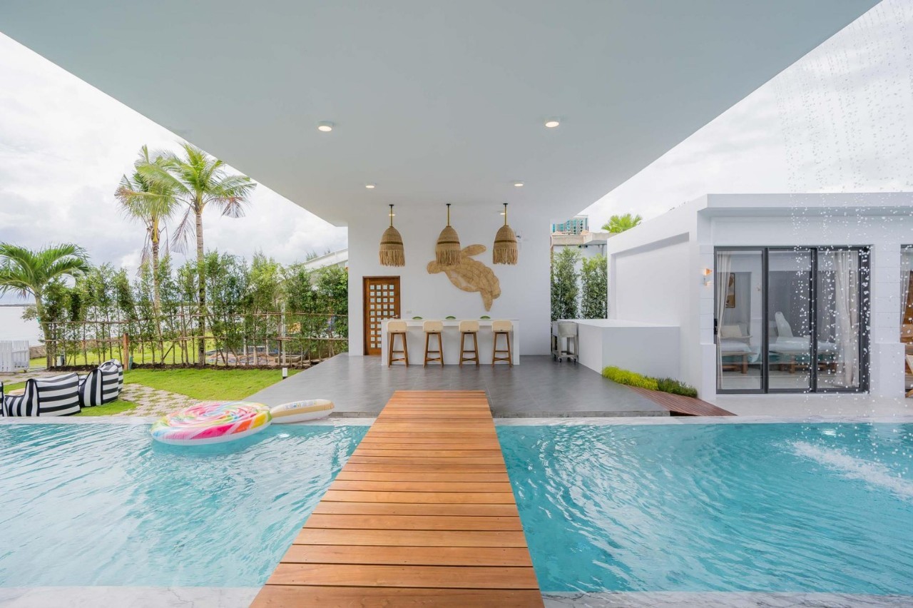 HR15058 บ้านพักติดทะเลชะอำ The Coze Sea Beachfront Pool Villa Cha Am