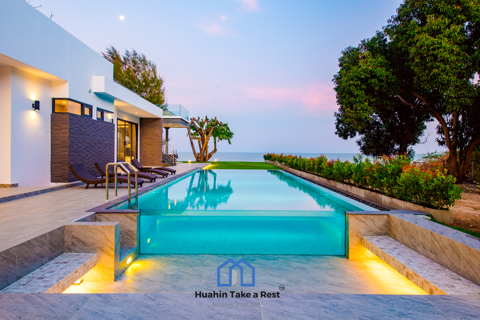 HR15039 บ้านพักติดทะเลหัวหิน The Premium Beach Villa Hua Hin