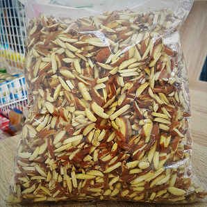 อัลมอนด์แท่ง 1kg.