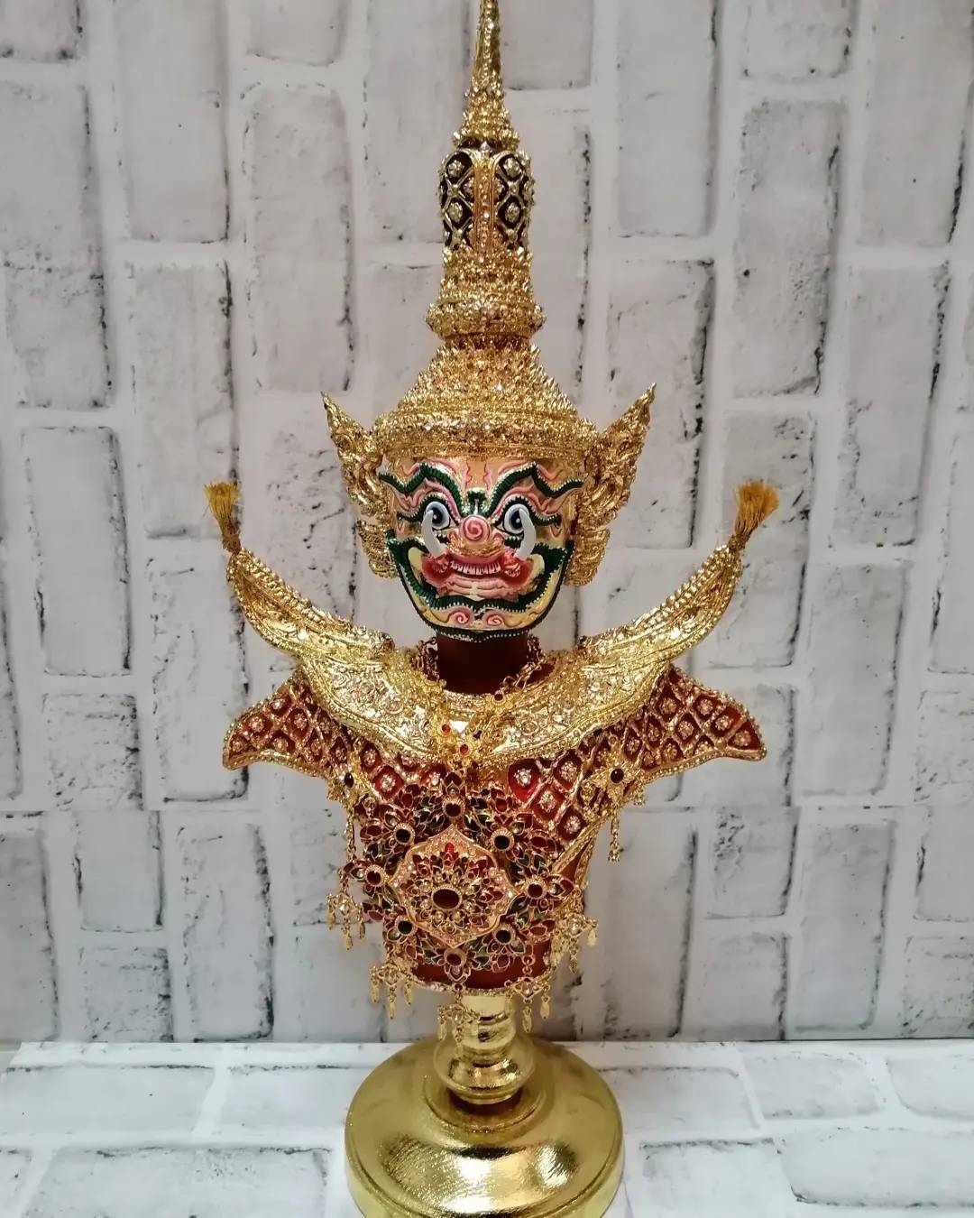 หุ่น ท้าวเวสสุวรรณ พร้อมฐานวางไม้ปิดทอง