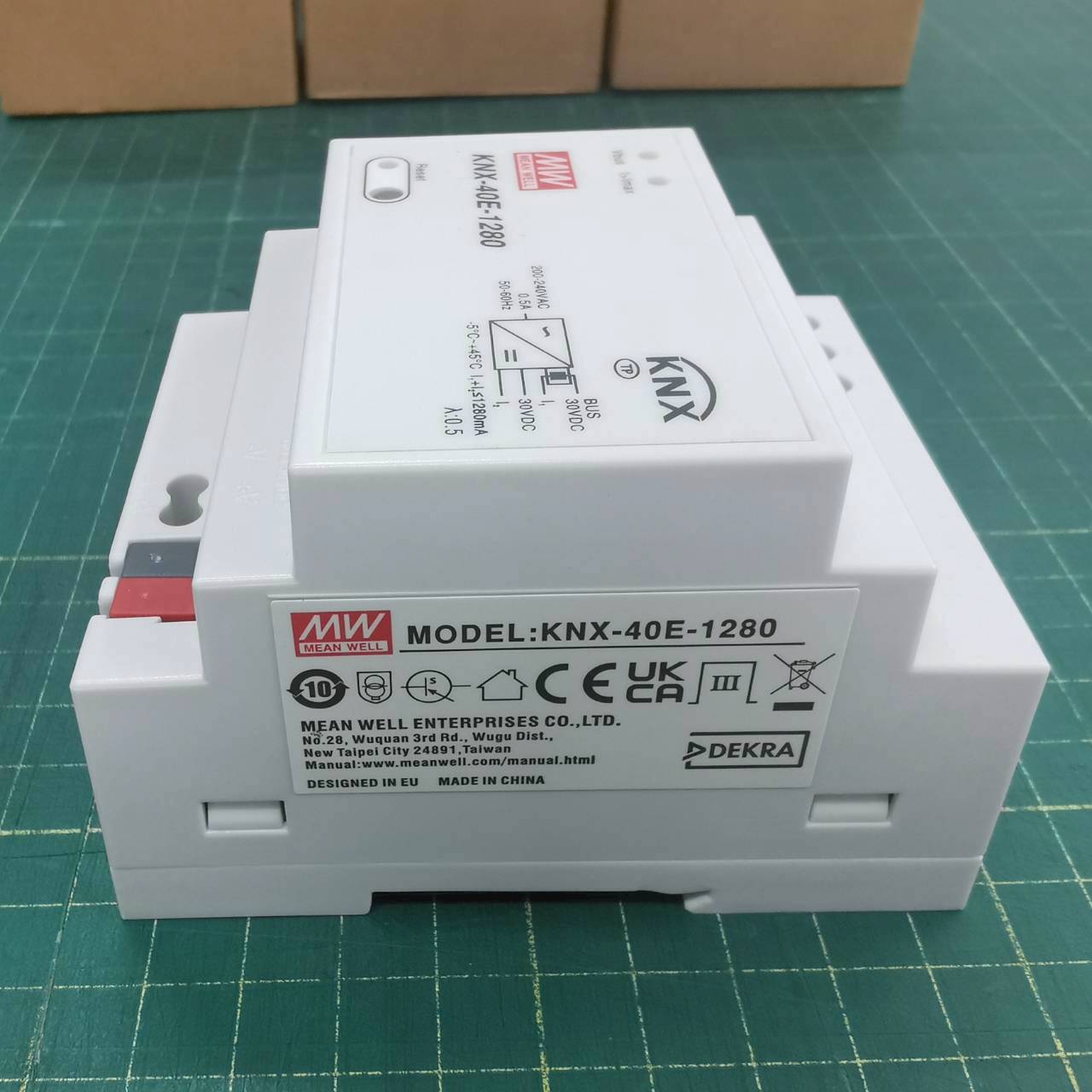 สวิทช์ชิ่งพาวเวอร์ซัพพลาย Meanwell KNX-40E-1280 POWER SUPPLY 40W 30V 1.28A