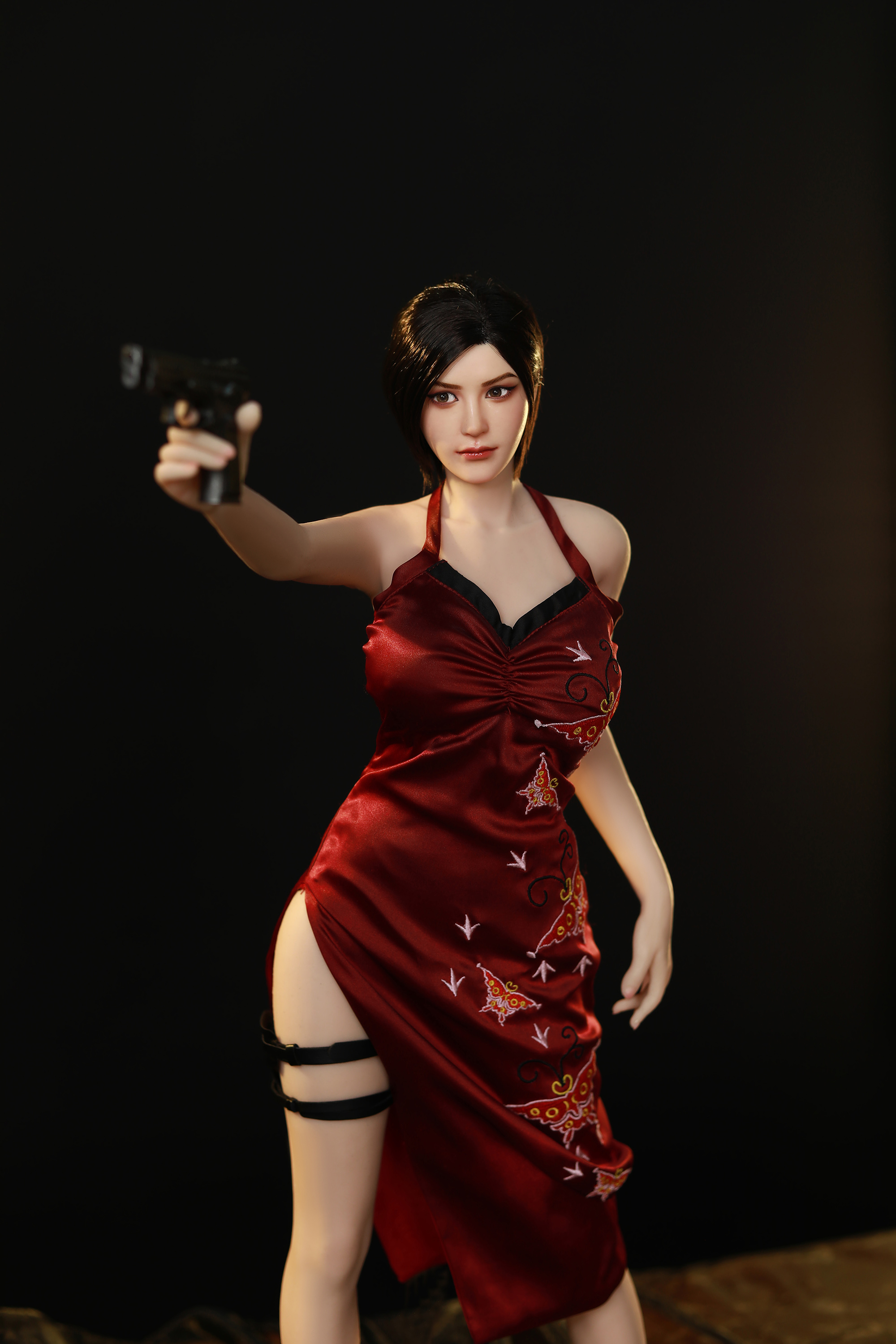 เปิดจอง : Ada Wong