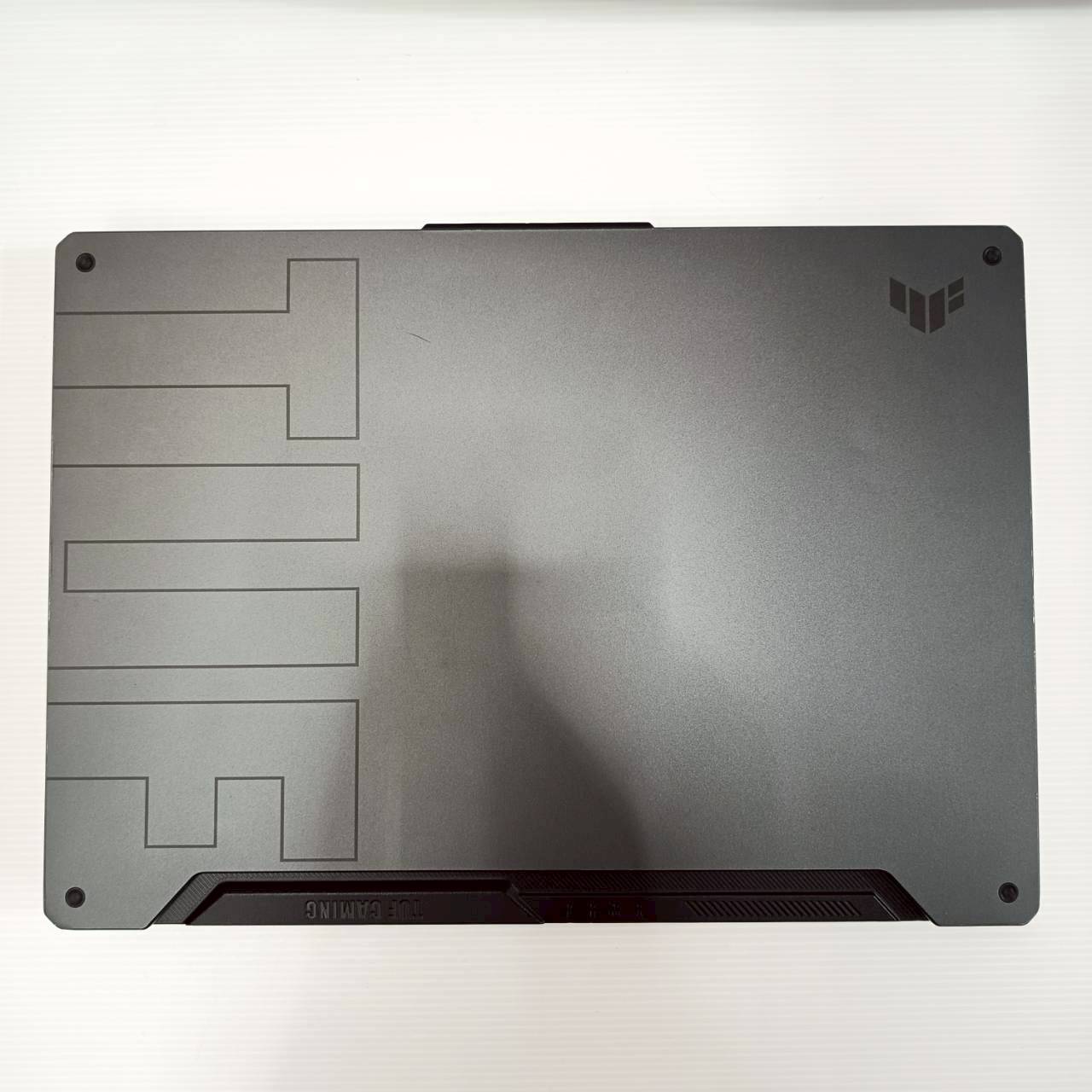 ASUS TUF GAMING F15 FX506HCB-HN245W สภาพเครื่อง 85% ติดฟิล์มกันรอยหน้าจอแล้ว