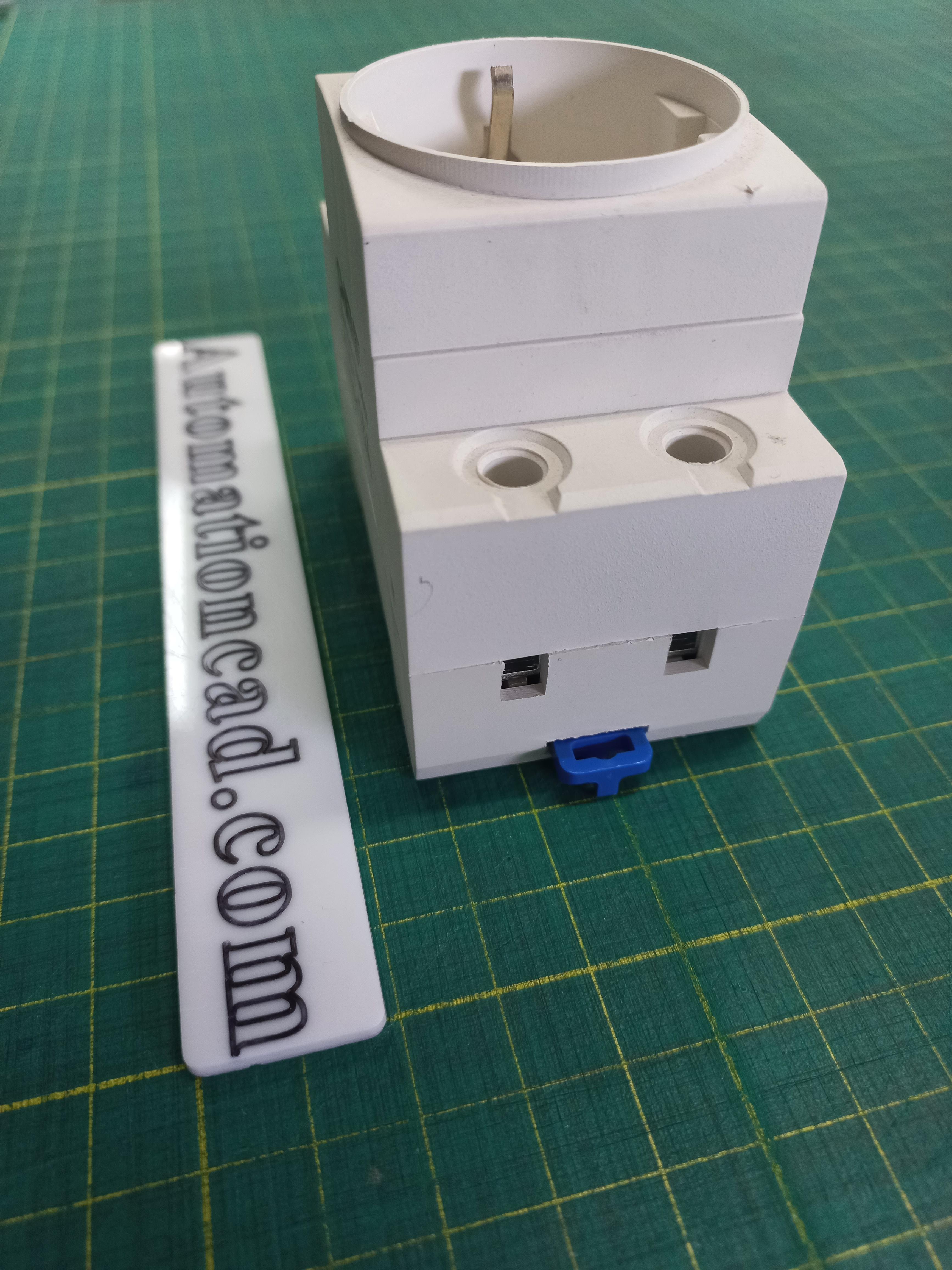 เต้ารับ ปลั๊กไฟยุโรป แบบขันน็อตเข้าสาย +เกาะราง Din Rail 35 มิล 220V 16A