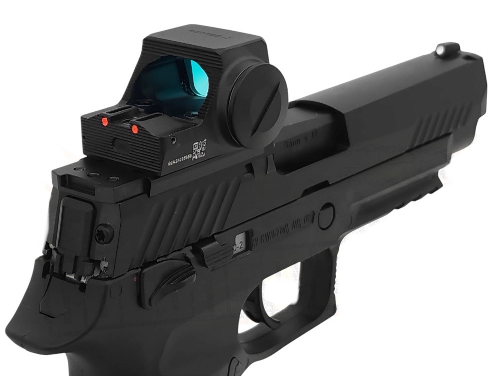 New. Red Dot Sig Sauer ROMEO-X Compact งานเกรด AAA Full Marking (Scale 1:1) ทนแรงรีคอยน์ปืน GBB ได้ สามารถติดตั้งบน P365 ได้โดยไม่ต้องมีเพลท จุดเล็ง สีแดง ปรับสว่างได้ 9 ระดับ ขนาดของจุดแดงคือ 2 MOA และแบบวงครอบจุดขนาด 32 MOA มีศูนย์เล็ง Fiber Optic ให้ใน
