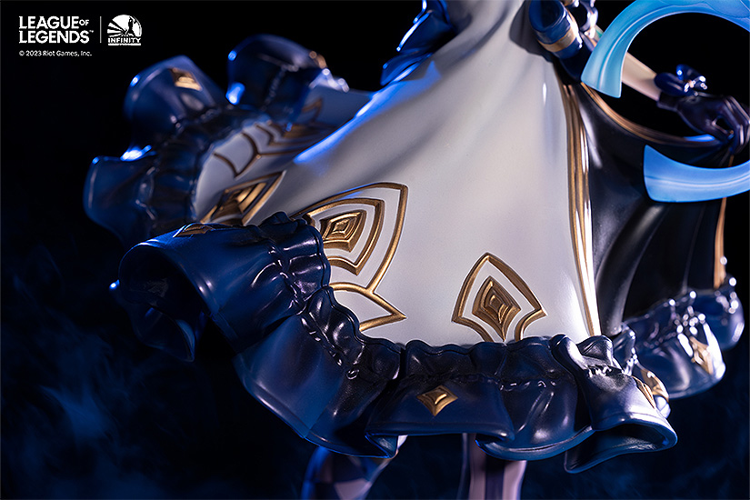 เปิดจอง : Infinity Studio×League of Legends The Hallowed Seamstress- Gwen