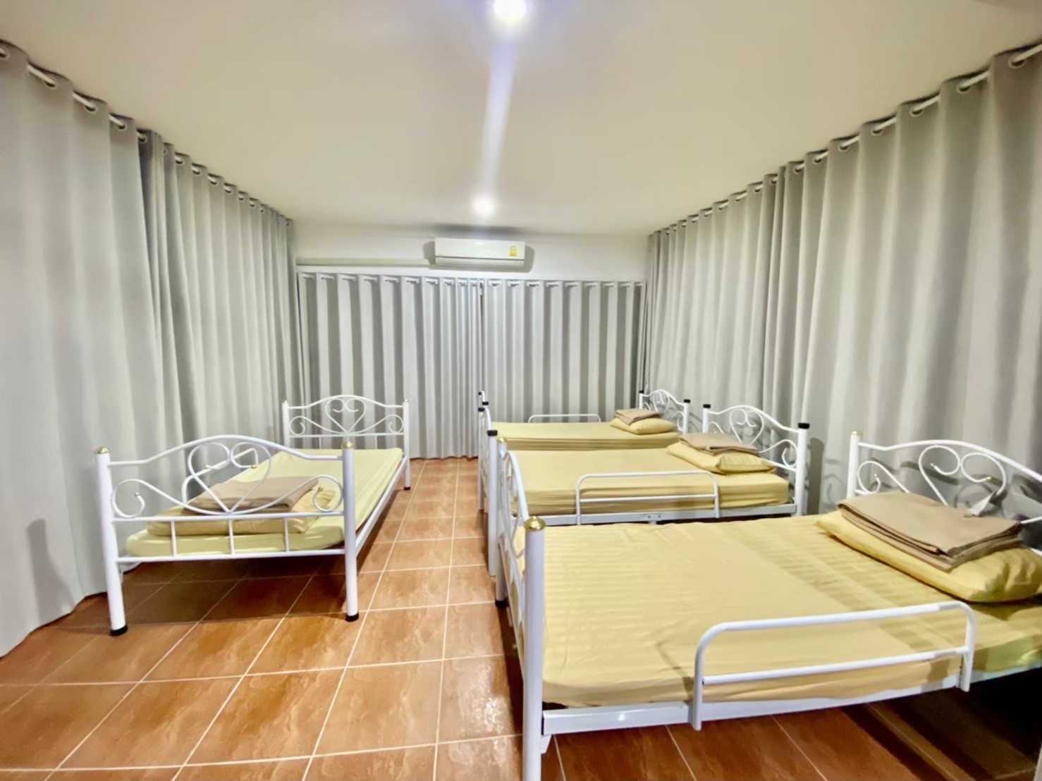 HR15068 บ้านพักหัวหินใกล้ทะเล บ้านเคียงเล ไวท์ วิลล่า