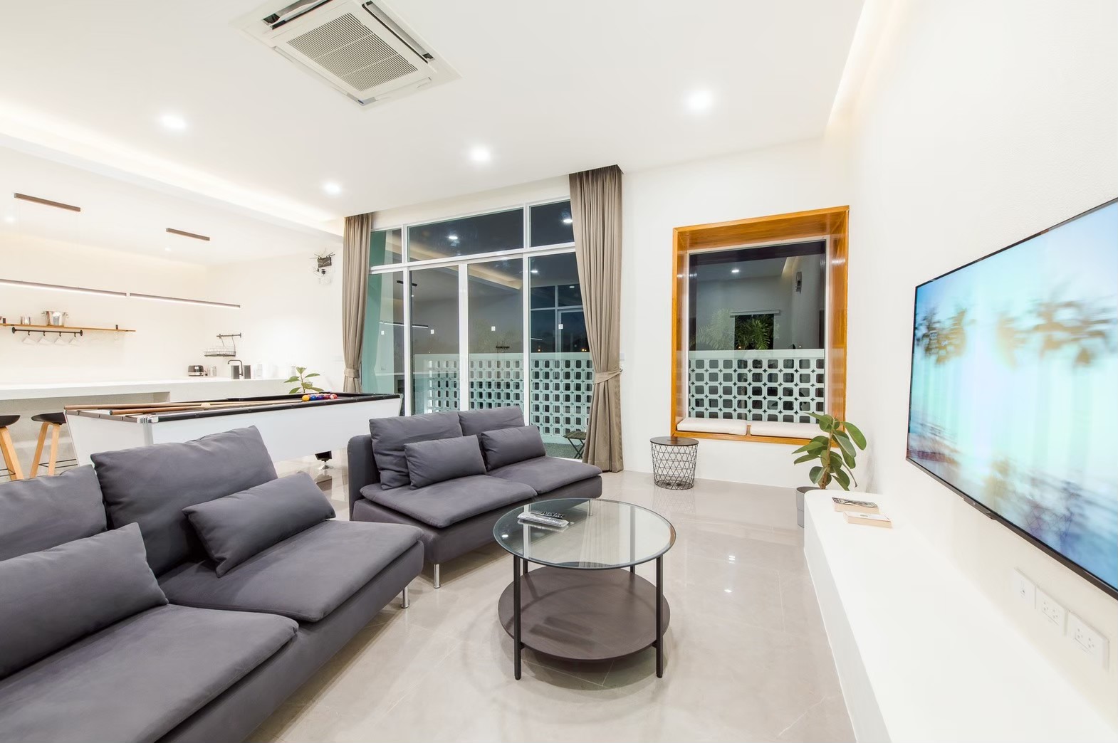 HR15052 บ้านพักใกล้ทะเล The Cube Villa Cha Am