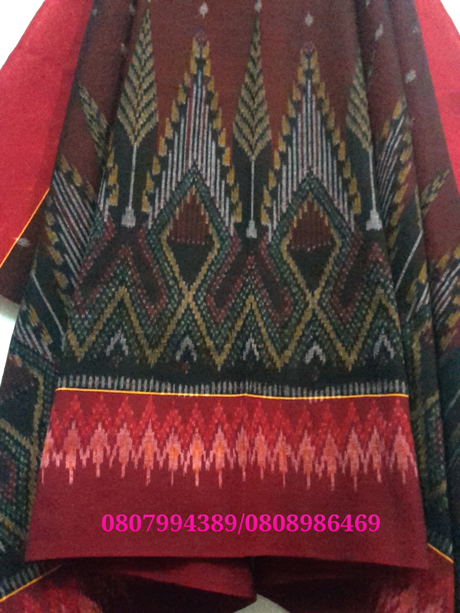 ผ้าซิ่นมัดหมี่ตีนแดง ผ้าซิ่นตีนแดง ผ้าถุงฝ้ายมัดหมี่ตีนแดง ผ้าทอพื้นเมืองบุรีรัมย์ ลายสนฉัตรล้อมดาวอัปสรา 2 เมตร