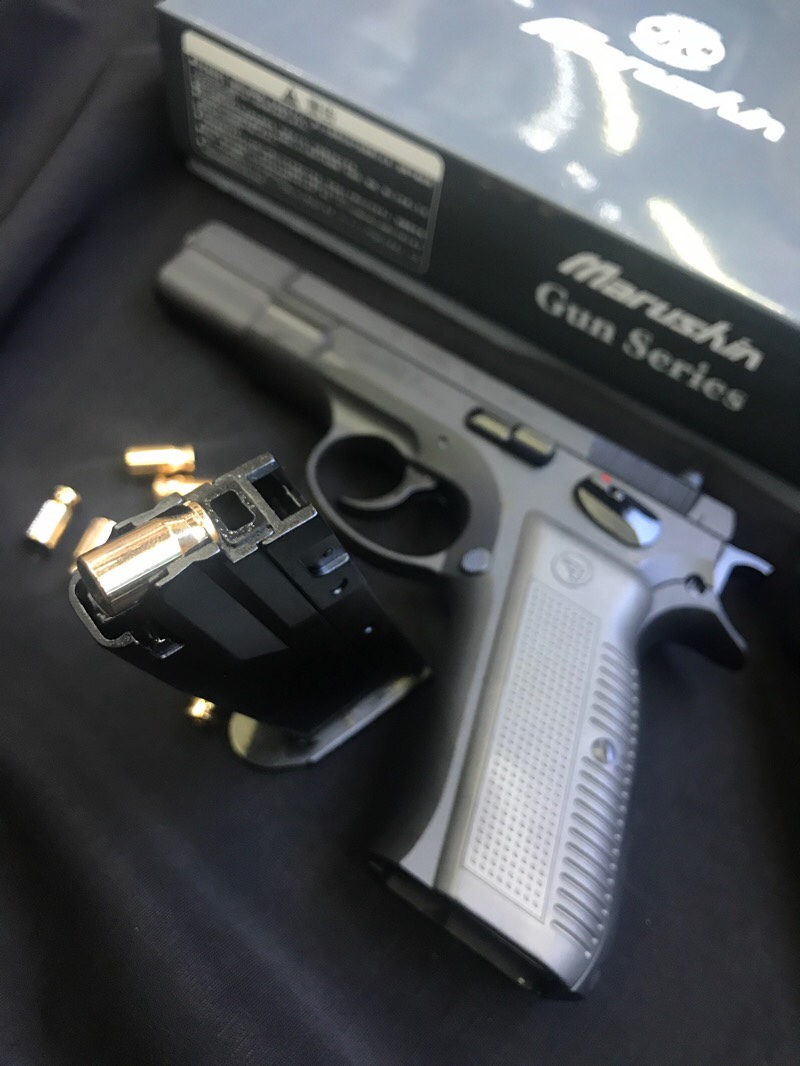🔥New.สินค้ามาใหม่ครับ🔥 Marushin Gas Blowback Shell Ejecting (แก๊ส+คัดปลอกกระสุน) CZ 75 black 6mm Cz 75 Chrome 6mm Glock 8mm 📌สนใจรายการไหนเพิ่มเติมดูจากเว็บไซต์นี้ได้เลยครับ 📌❗️ราคาโปรโมชชั่นราคาพิเศษ ❗️Ǵ