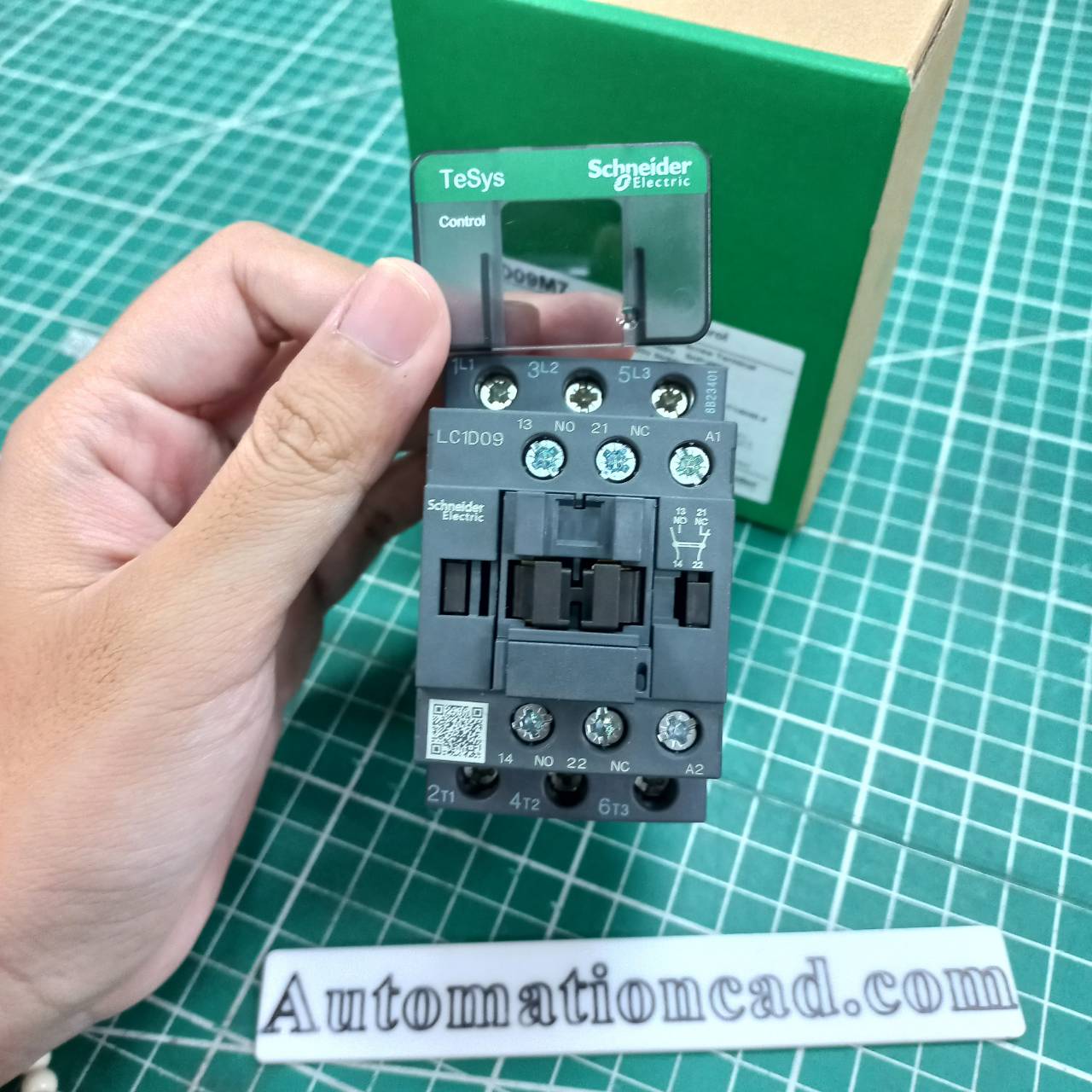 LC1D09M7 แมกเนติก คอนแทคเตอร์ SCHNEIDER MagneticContactor LC1D09M7 coil 220VAC ทนกระแสได้ 9A