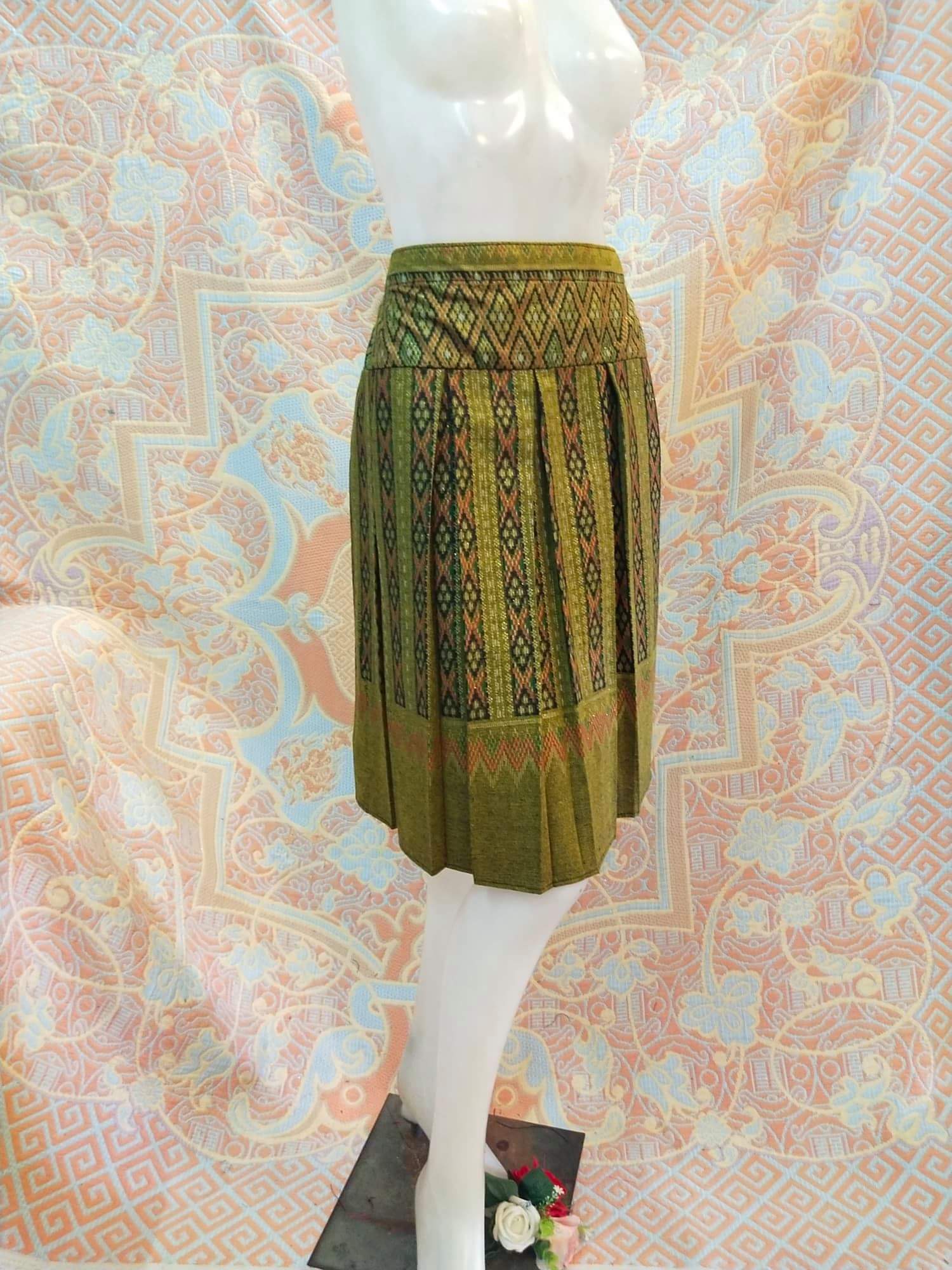 กระโปรงผ้าไทย #กระโปรงผ้าฝ้า #ผ้าถุงสำเร็จรูป #ผ้าซิ่นสำเร็จรูปผ้าฝ้ายทรงทวิทด้านหลังใส่สม็อกยางยืด กระโปรงผ้าไทย #กระโปรงผ้าฝ้าย #กระโปรงผ้าฝ้ายหมักโคลน ตามภาพ Free size