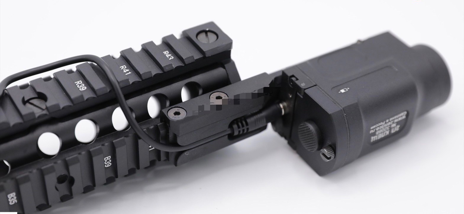 New.ไฟฉายติดปืน AK-SD (AK-SD TWPS LED Tactical Flash Light)