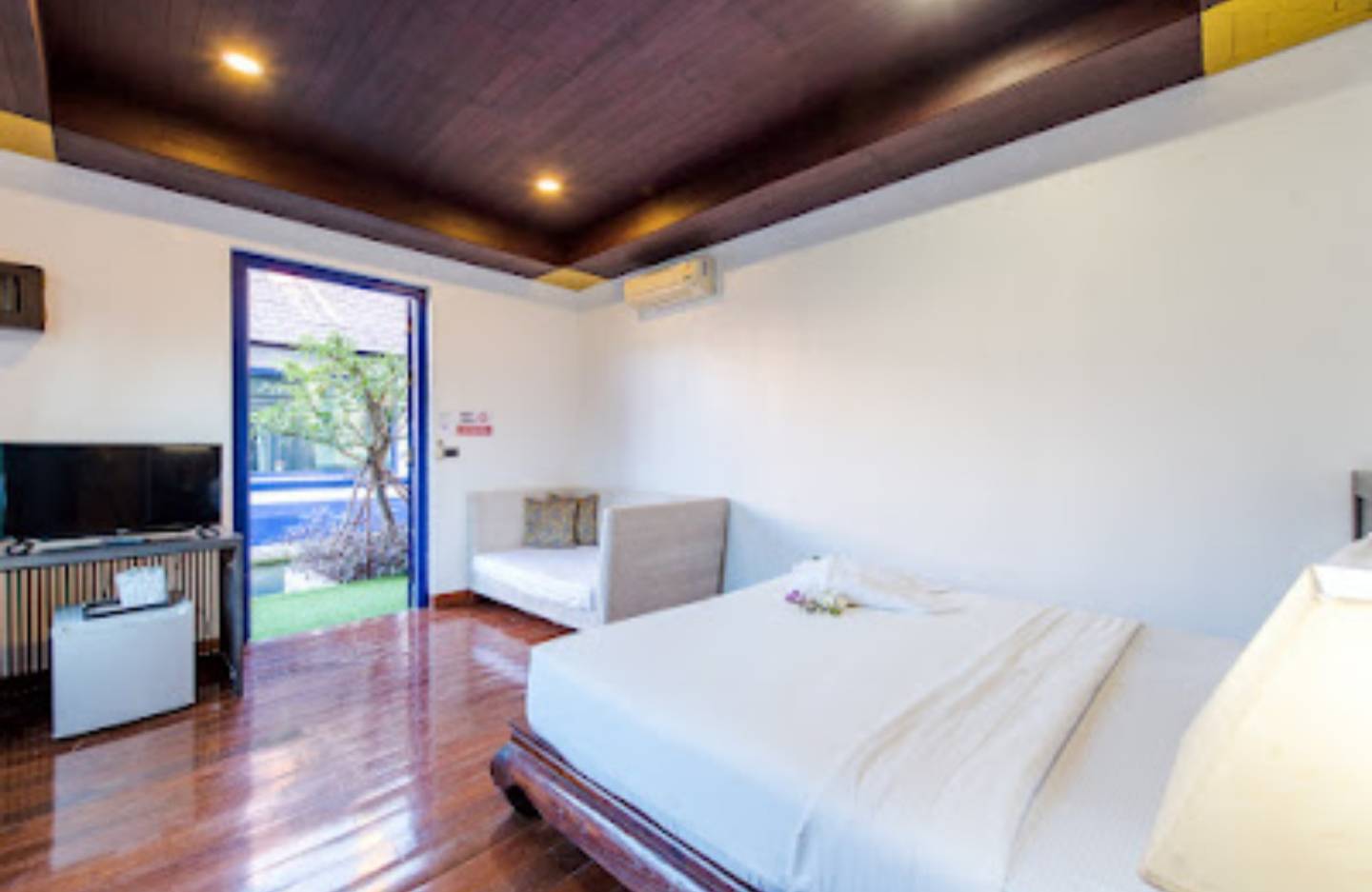 HR15013 บ้านพักติดทะเลปราณฯ บ้านปราณวิมาน