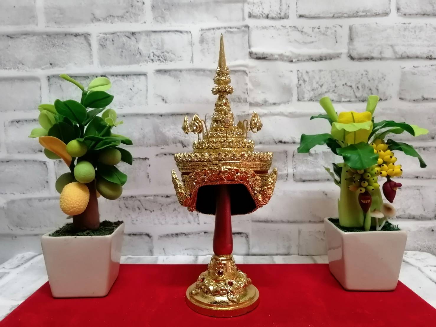 ชฎา เทริด มโนราห์ (เกรดพรีเมี่ยม) ขนาด 5 นิ้ว พร้อมฐานตีลายประดับเพชร