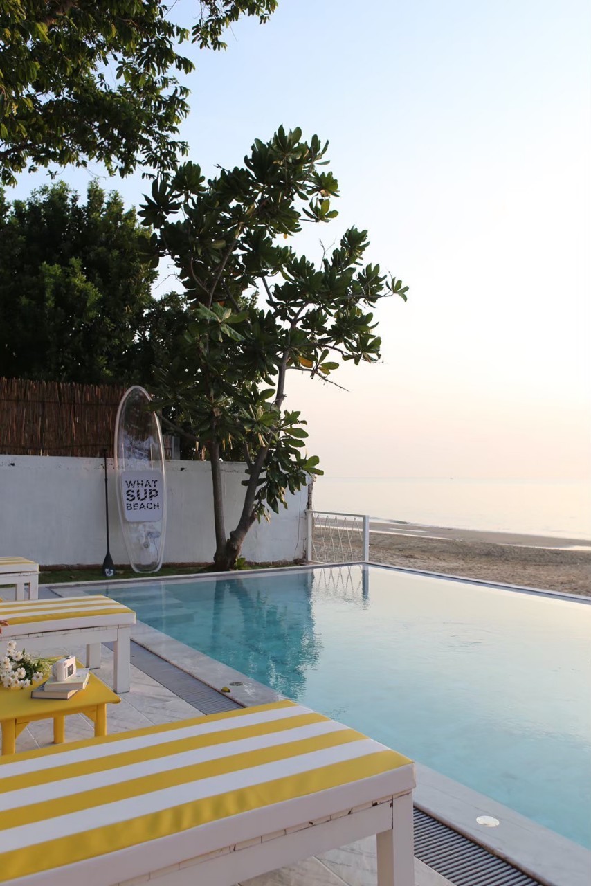 HR15075 บ้านพักติดหาดปราณบุรี The Banana Beach Villa Pranburi
