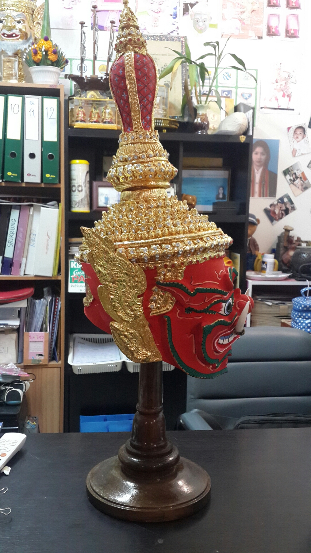 ท้าวเวสสุวรรณ สีแดง