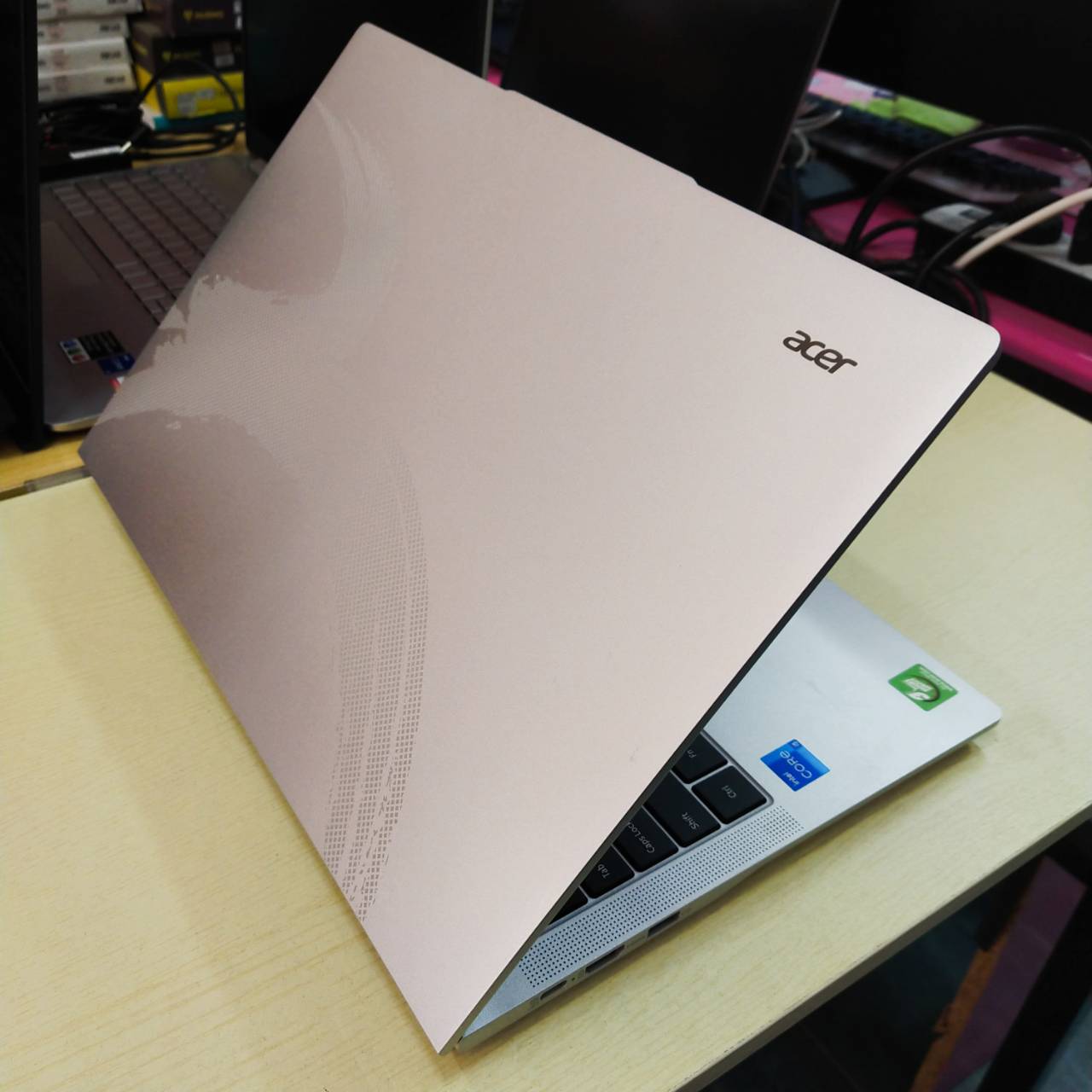 ACER ASPIRE LITE 16 AL16-52P-51Y1 ประกันศูนย์ Onsite 10/06/2027 สภาพเครื่อง 85%