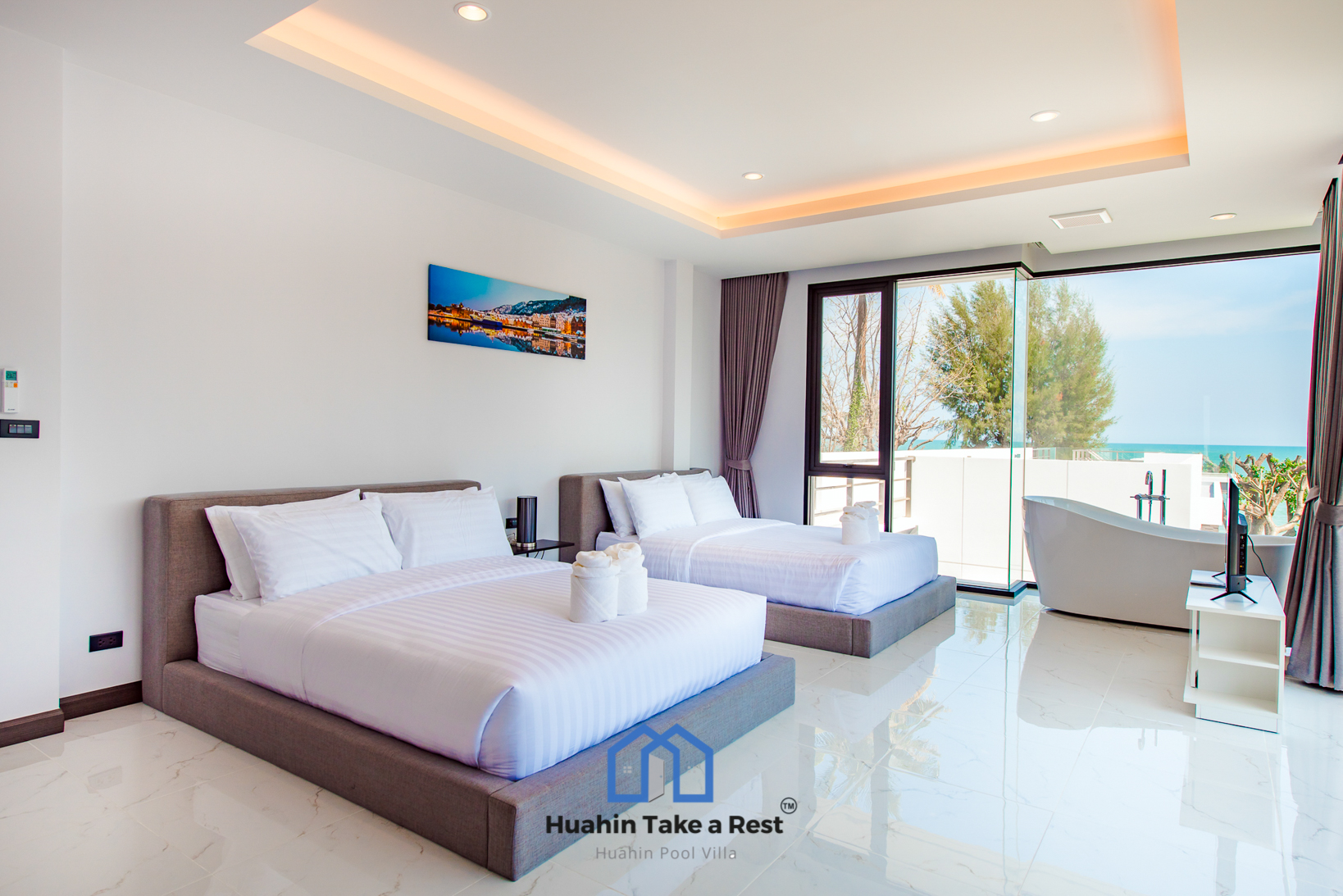 HR15039 บ้านพักติดทะเลหัวหิน The Premium Beach Villa Hua Hin