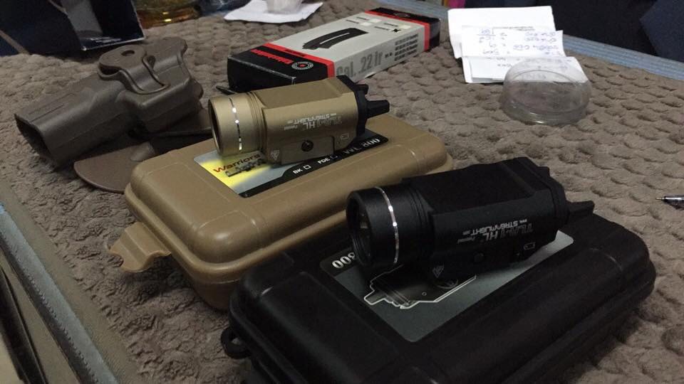 New.ด่วนๆครับ สินค้ามาใหม่ครับ Streamlight TLR-1 Style Weapon Flashlight สีดำ / สีทราย Q5 LED:800LM/60Min Battery:2*CR123A ราคาพิเศษ