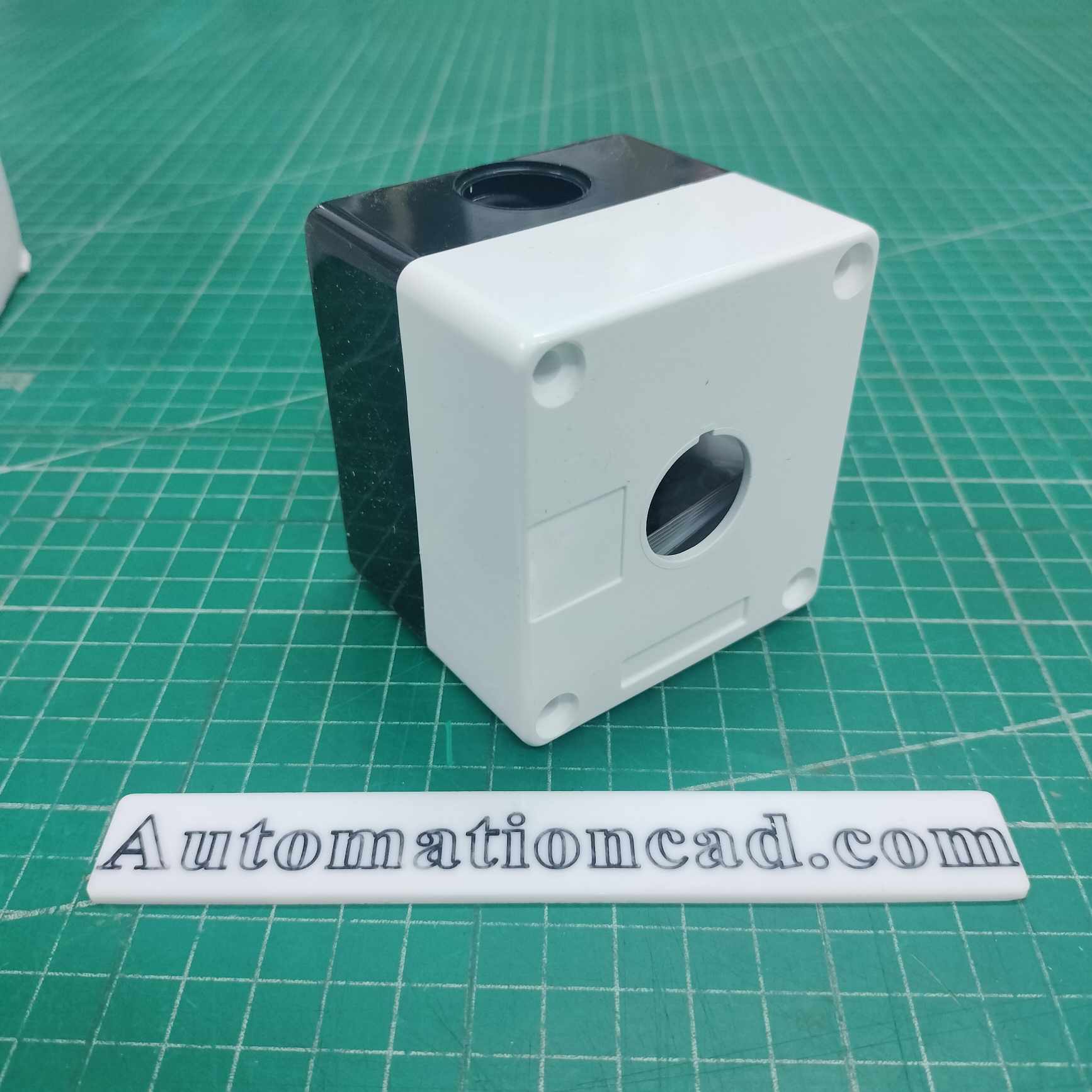 YAOHUI กล่องหลุมกันน้ำสำหรับปุ่ม 1 รู กล่องใส่ปุ่มสวิทช์ รูขนาด 22 mm BX1-22 ขนาด 72x77x65 มิลลิเมตร