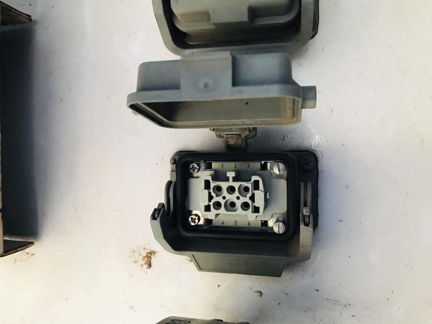 เคเบิ้ลแกลนด์ PG13.5 Metal Cable Gland CONNECTOR ปลั๊ก สัญญาณ อุตสาหกรรม