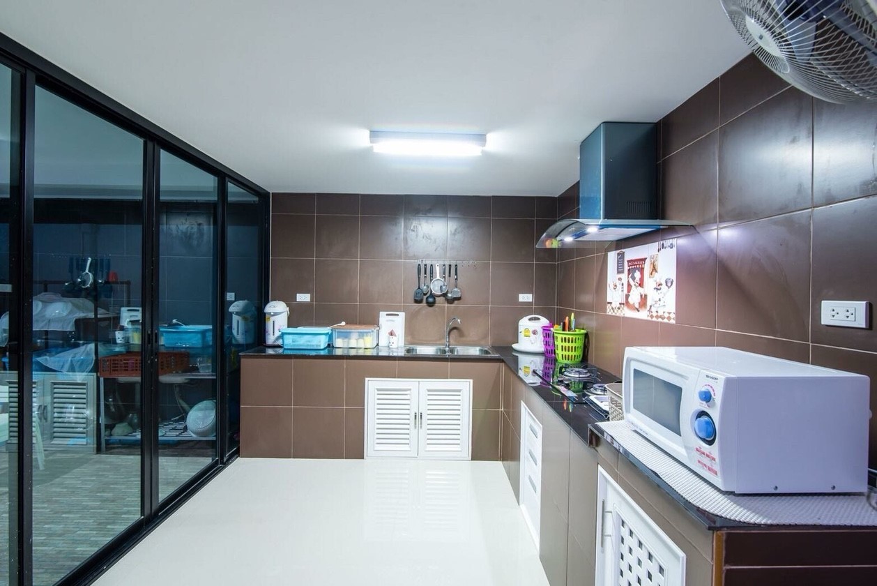 HR 6006 บ้านพักหัวหิน บ้านสตาร์วอร์