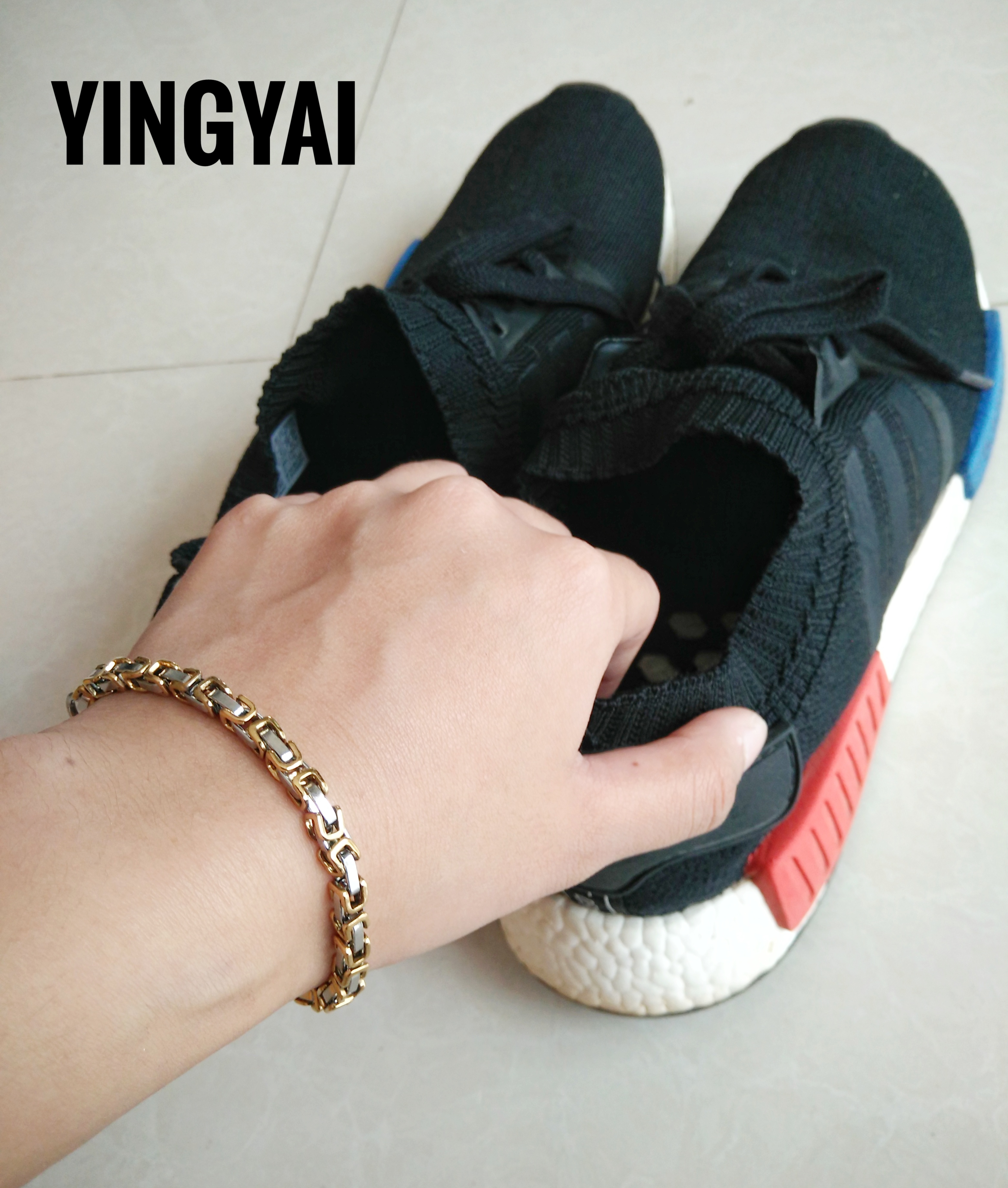 สร้อยข้อมือสแตนเลส สองกษัตริย์