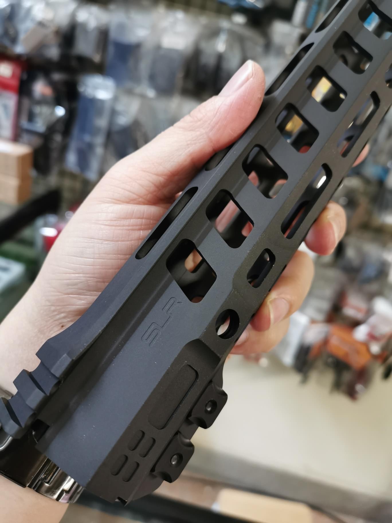 Slr. 12". Mlok มีของพร้อมส่ง