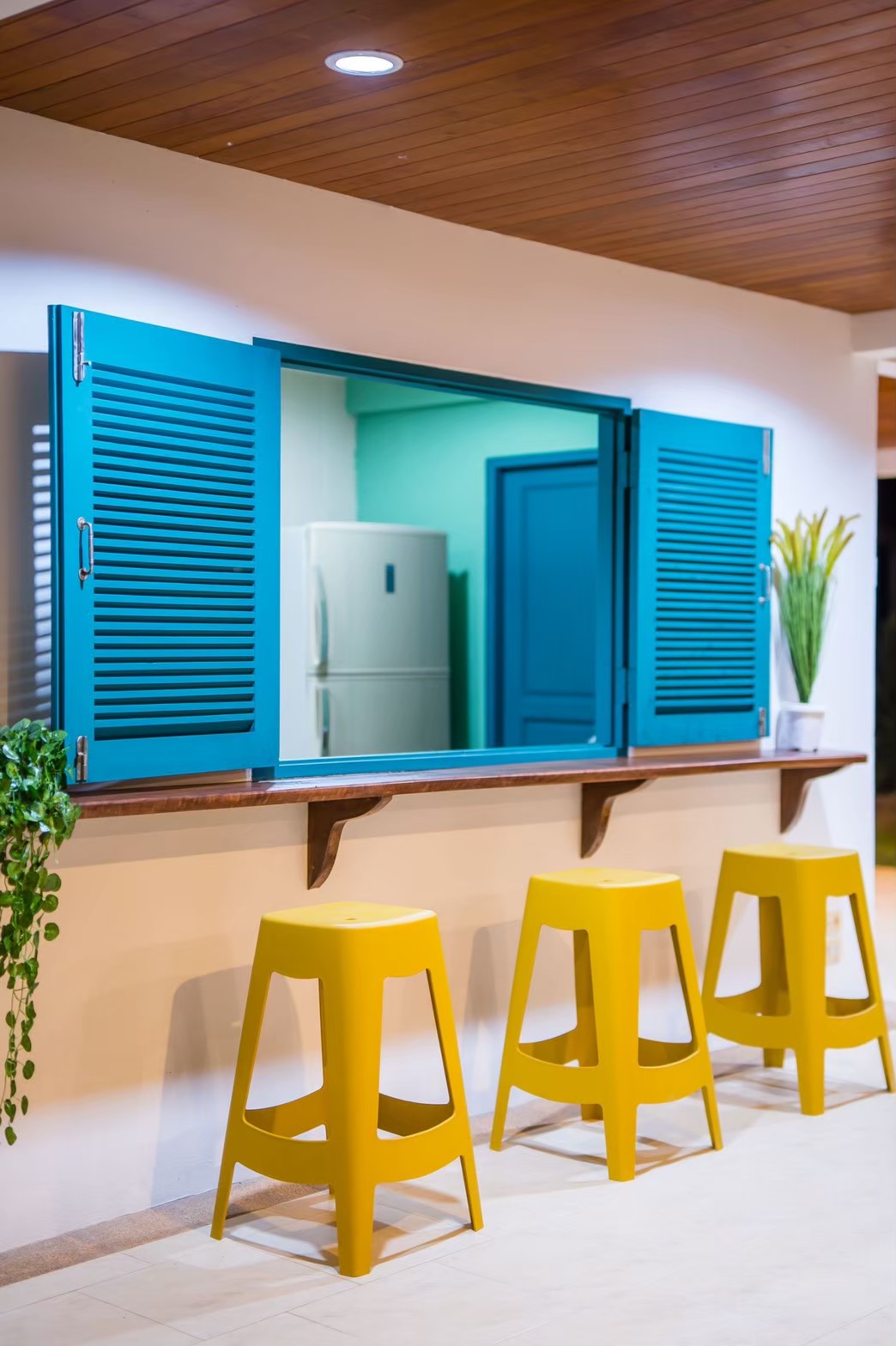 HR15050 บ้านพักติดทะเล The Century Beach Villa Cha Am