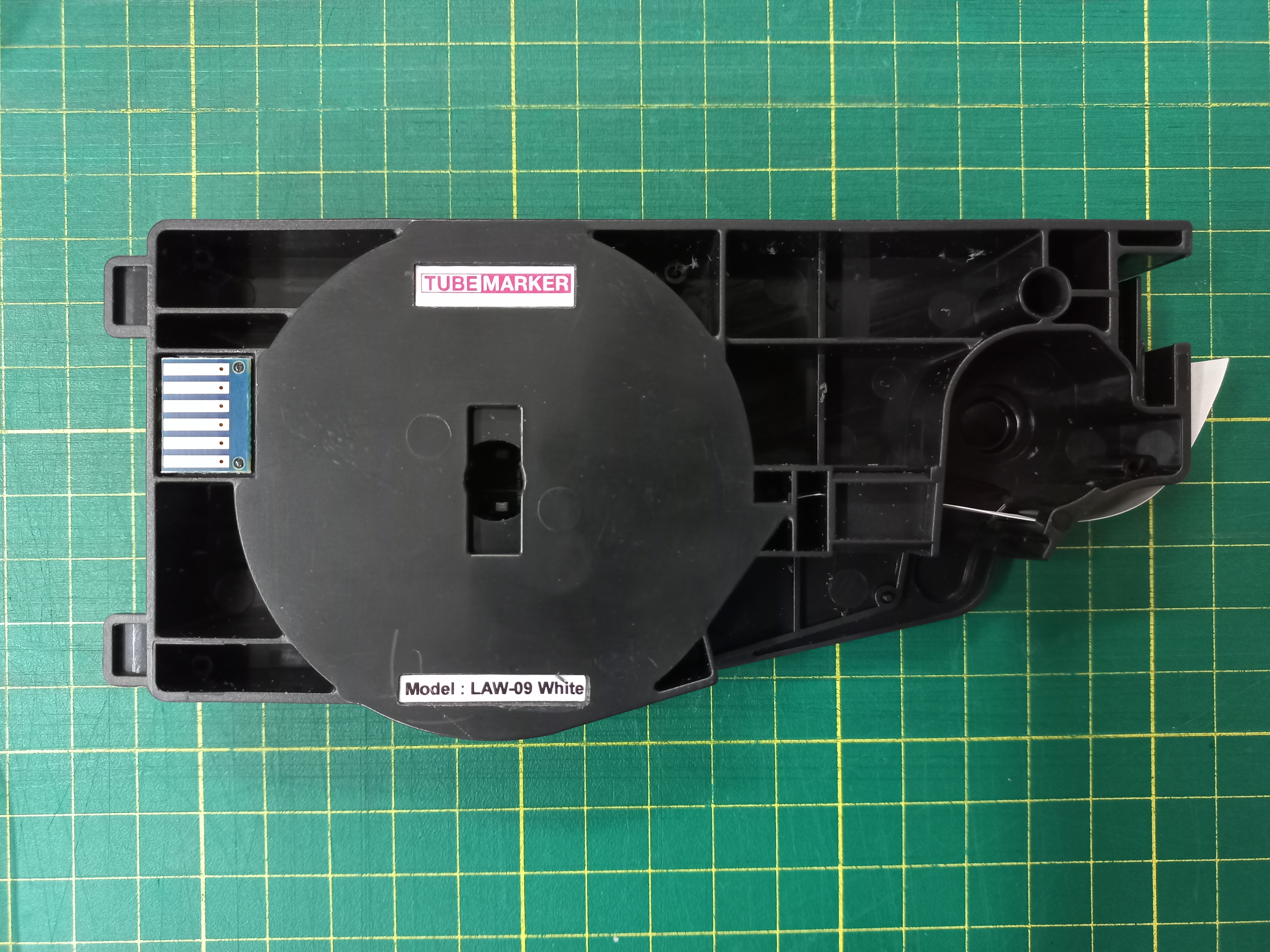 สติ๊กเกอร์ TUBE MARKER 9mmX16m สีขาว ใช้กับเครื่องพิมพ์ฮอตมาร์ค ปลอกมาร์คสายไฟ