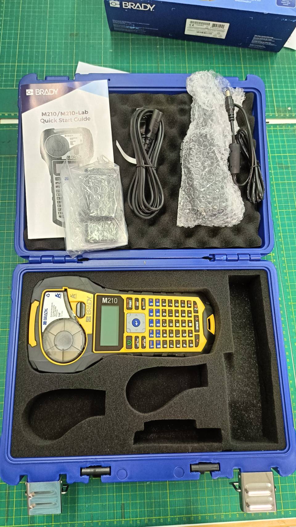 เครื่องพิมพ์สติ๊กเกอร์ BRADY M210 - BRADY LABEL PRINTER