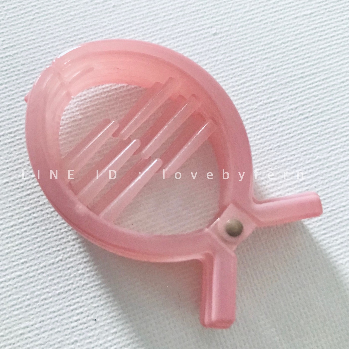 กิ๊บหนีบเกาหลีทรงกลม กิ๊บหนีบปลา สีเจลลี่ชมพู สวยหวานๆ ขนาด 5 x 2.3 cm สำหรับรวบผมปกติ-หนามาก หนีบแน่น ไม่บาดผม #MadeinKorea #กิ๊บเกาหลี #lovebyfern