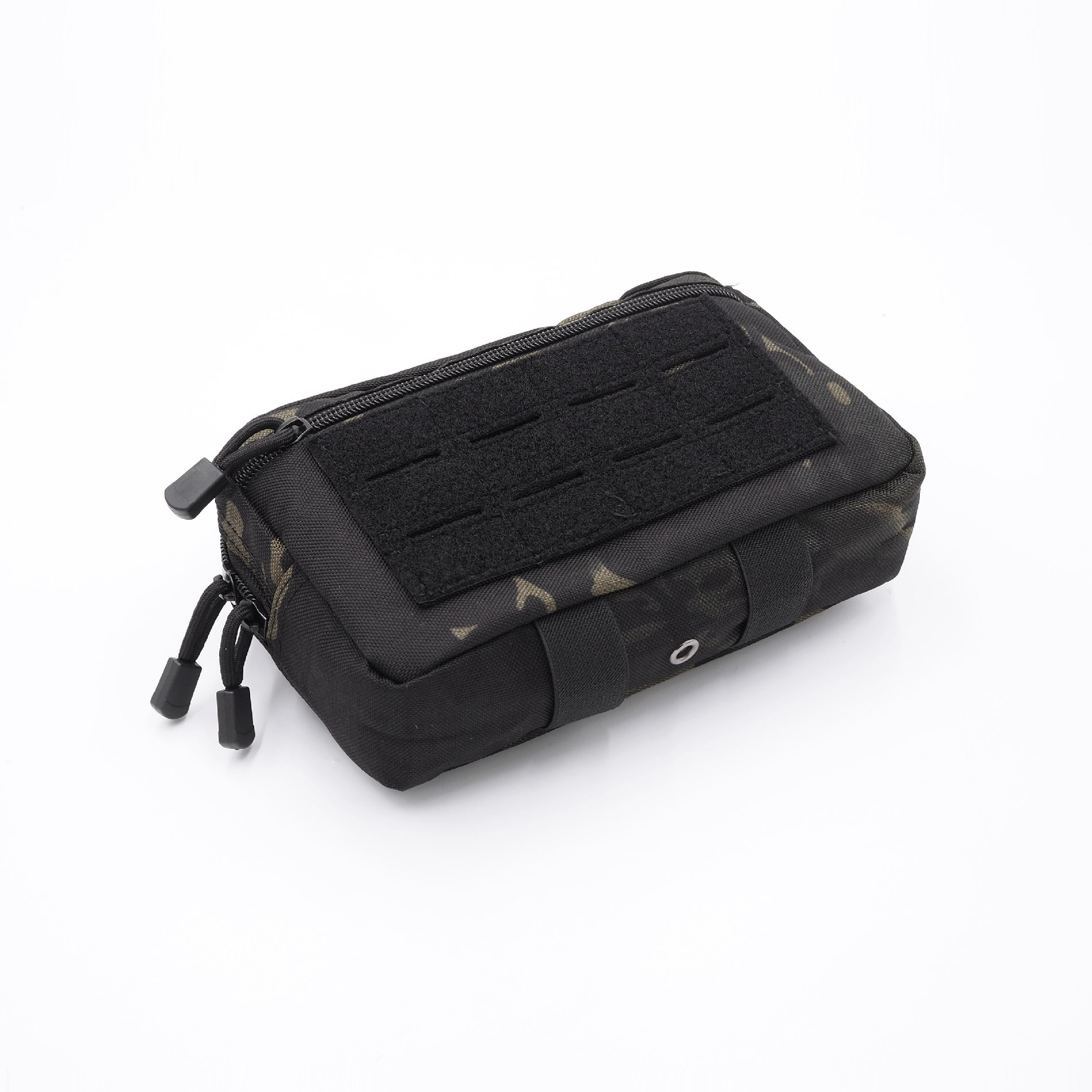 New. New.กระเป๋า EDC B21 📌 ผลิตจากผ้า Cordura 1000D 📌 สำหรับใส่อุปกรณ์อเนกประสงค์ 📌 ภายในแบ่งช่องไว้เป็นสัดส่วน 📌 ด้านในมี Elastic Loop ยึดแน่น 📌 ด้านหน้ามีแผ่น Laser Cut Velcro 📌 ด้านล่างมีสายรัด สำหรับ TOU