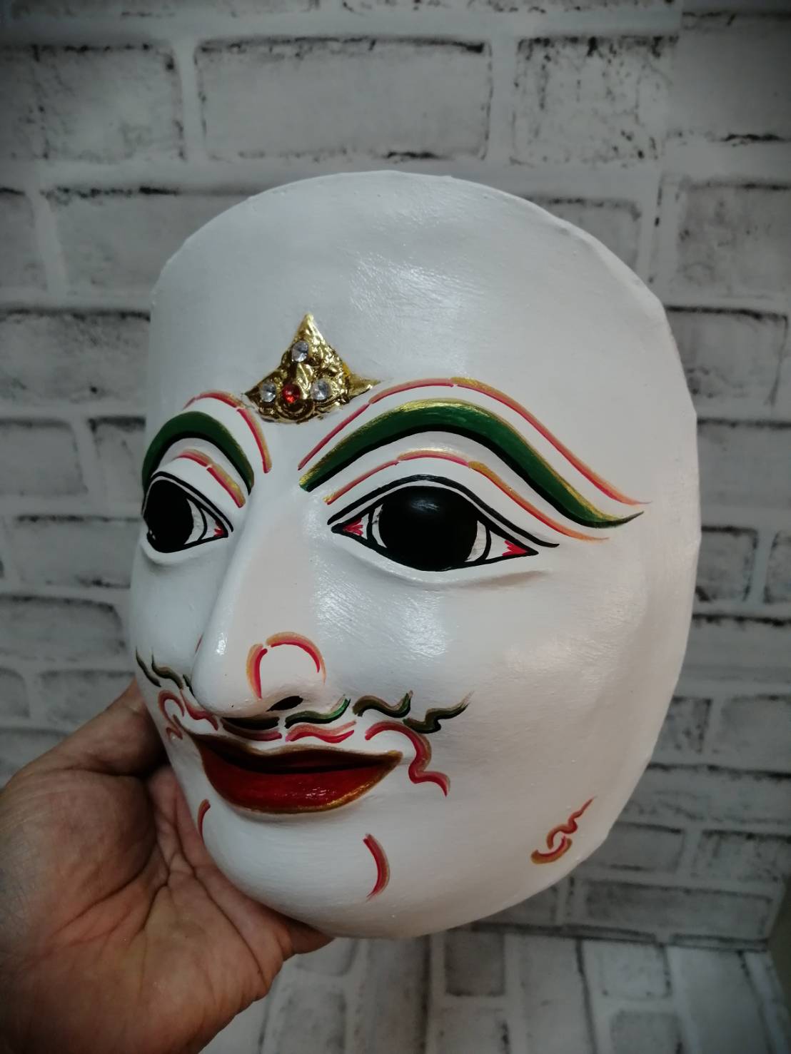 หน้ากาก พระอิศวร ใส่ตาแก้ว