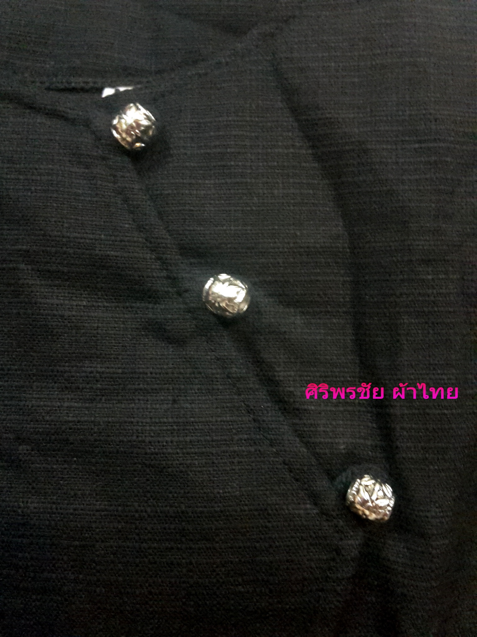 เสื้อผ้าไทยสีดำ เสื้อผ้าฝ้ายสีดำ เสื้อใส่ผ้าซิ่นสีดำ เสื้อผ้าฝ้ายสีดำคอจีนกระดุมหน้า