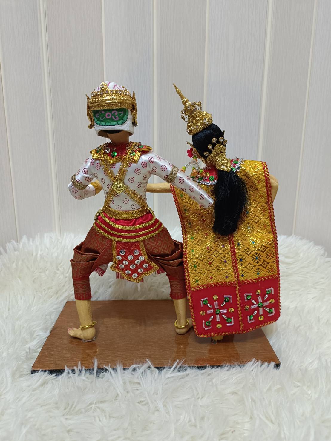 ตุ๊กตาโขน หนุมานจับนางเบญจกาย