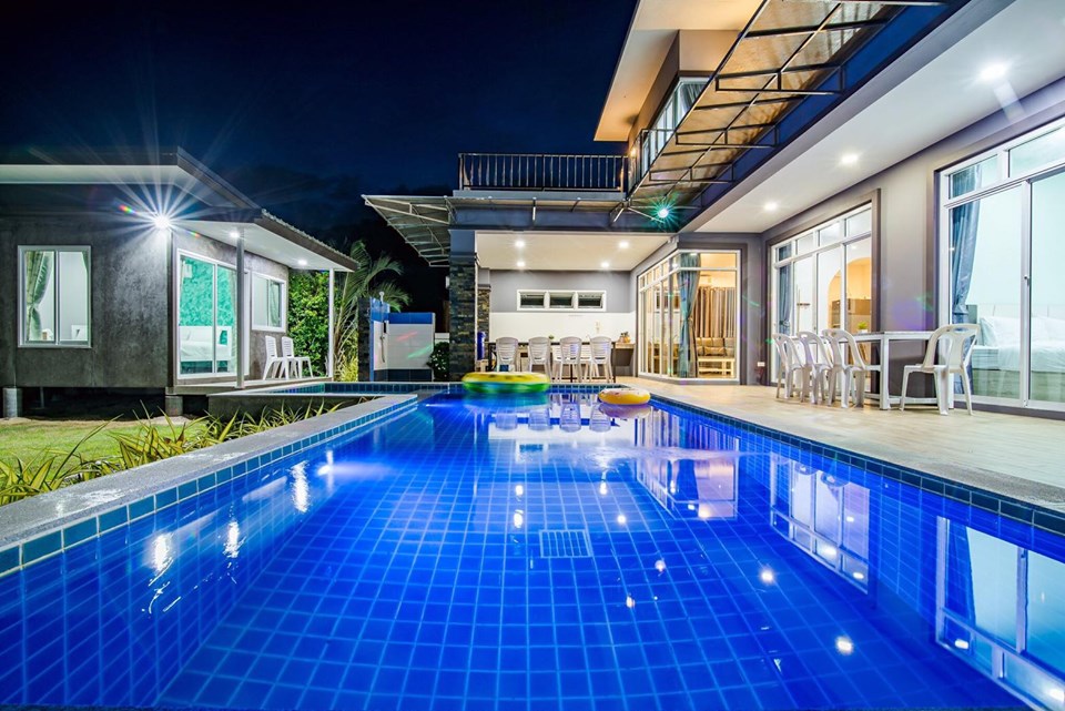 HR 5005 บ้านภูผา คาราโอเกะ โต๊ะพูล