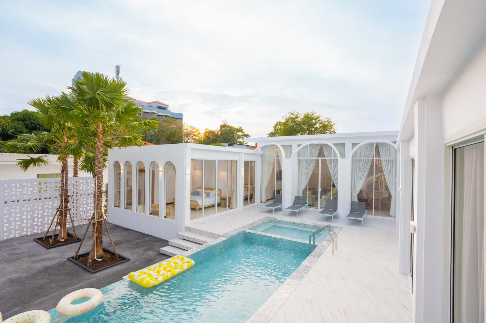 HR15059 บ้านพักติดทะเลชะอำ The Mira Beach Cha Am