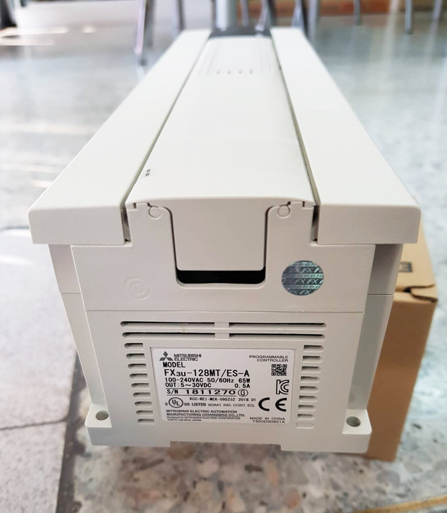 FX3U-128MT/ES-A PLC MITSUBISHI 64 IN/ 64 OUT AC/DC/TRANSISTOR