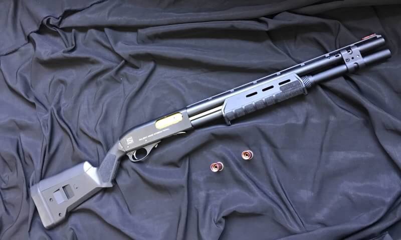 New.A.P.S. CAM 870 SAI Deluxe Match Shotgun (CO2 Shell Eject) Quick Overview A.P.S. CAM 870 SAI Deluxe Match Shotgun (CO2 Shell Eject) 1/1 Scale High Performance Assembled CO2 Gas Powered Shotgun Metal Receiver Body Metal Outer Barrel & Magazine Extension