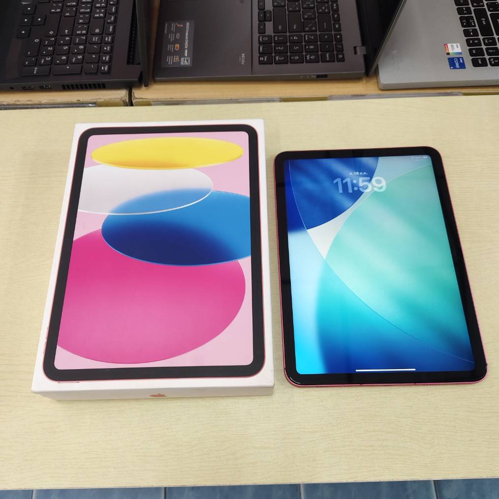 Ipad 10 64 GB Wifi + Cellular สุขภาพแบต 84% สภาพเครื่อง 95% ติดฟิล์มกันรอยหน้าจอแล้ว