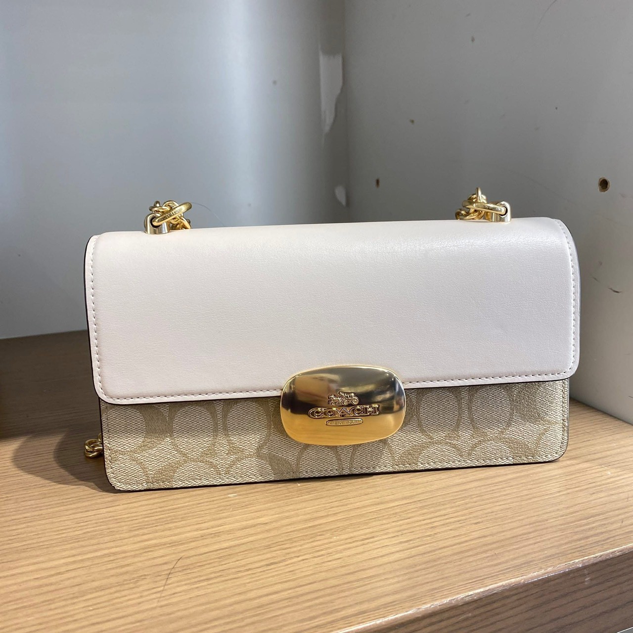 กระเป๋า Coach แท้ รุ่นCP009