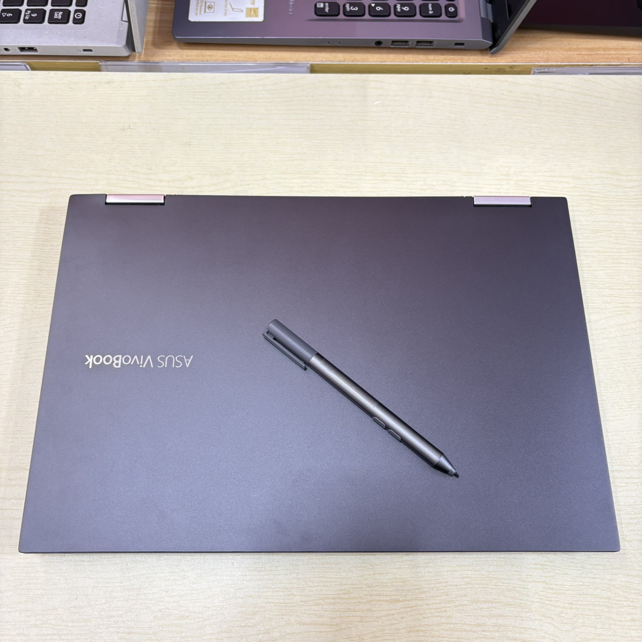 ASUS VIVOBOOOK FLIP 14 TP470EA-EC301WS สภาพเครื่อง 85% ติดฟิล์มกันรอยหน้าจอแล้ว ( 2 IN 1 ฝาพับ 360 องศา หน้าจอ Touch Screen + ปากกา )