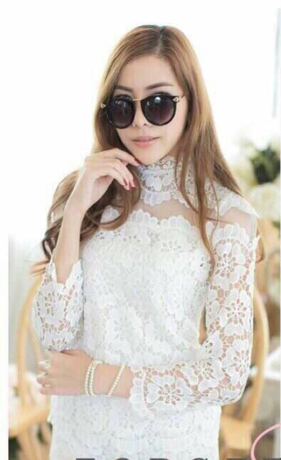 เสื้อลูกไม้สไตน์เกาหลี เสื้อลูกไม้สไตน์วัยรุ่น เสื้อใส่ผ้าซิ่น เสื้อลูกไม้แขนยาว 5 ส่วนสีขาว