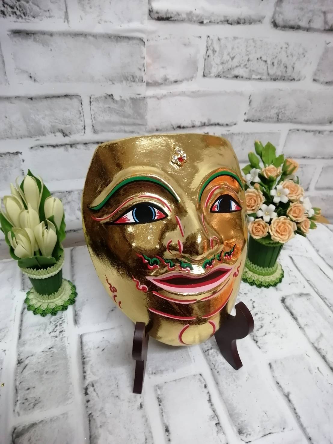 หน้ากาก พระลักษณ์ ปิดทองประดับเพชร