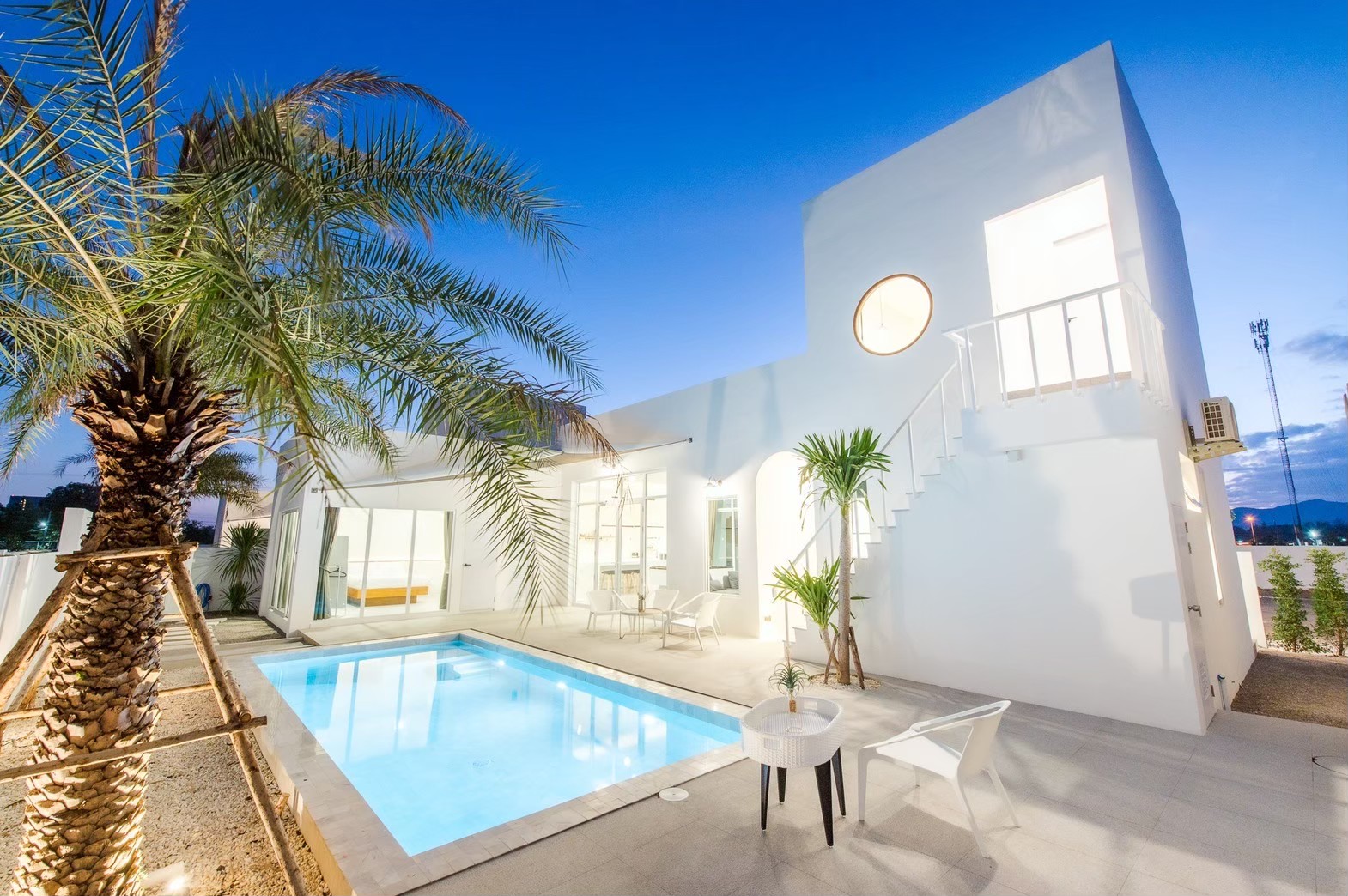 HR15052 บ้านพักใกล้ทะเล The Cube Villa Cha Am