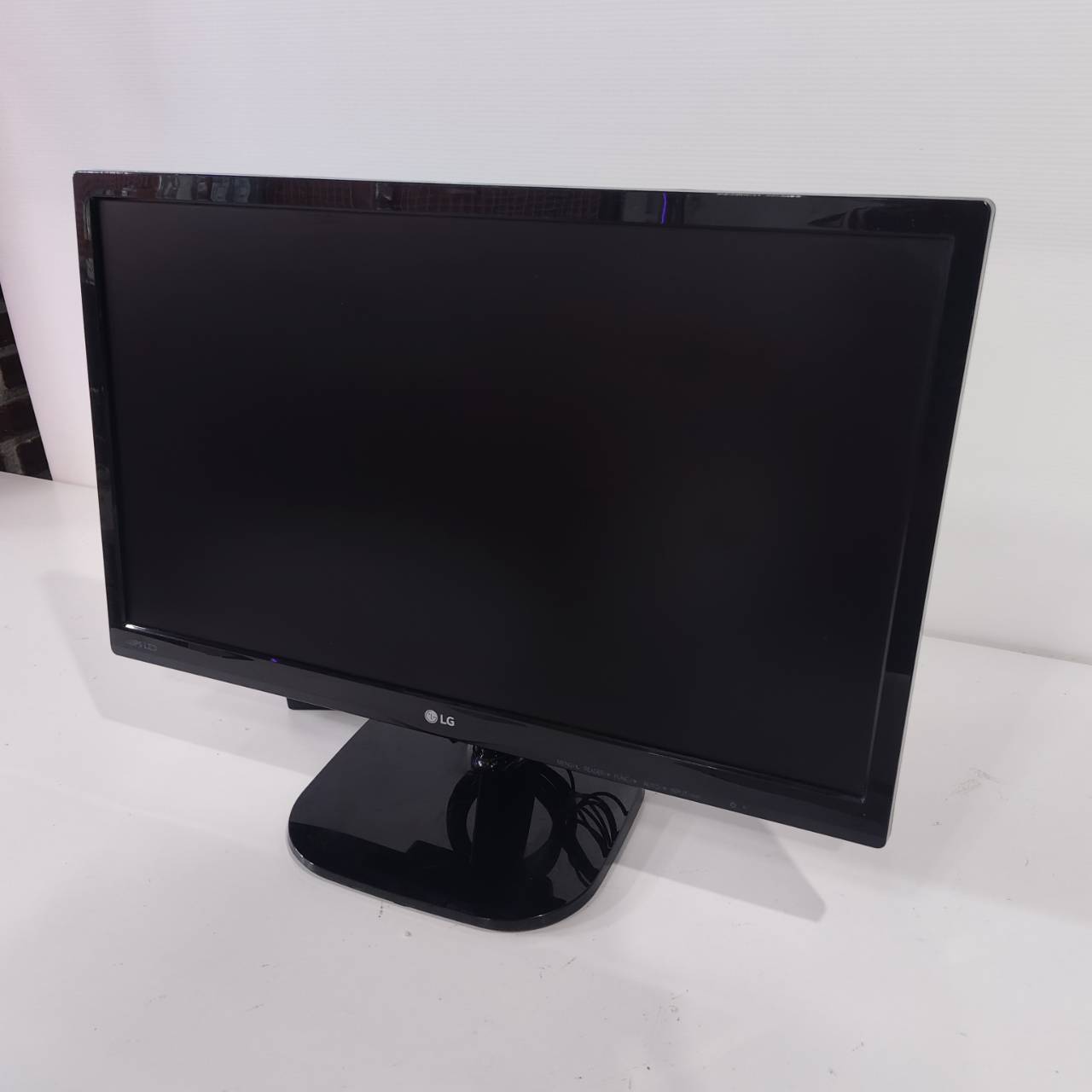 LED 21.5" 22MP48HQ FHD IPS 60Hz VGA + HDMI ประกัน 2 เดือน